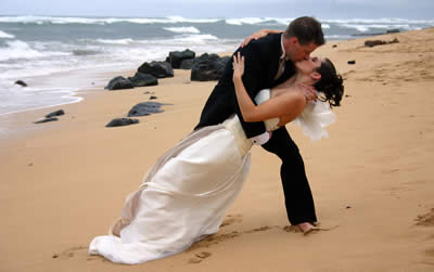 weddings on the beach at Mona Vale Sydney